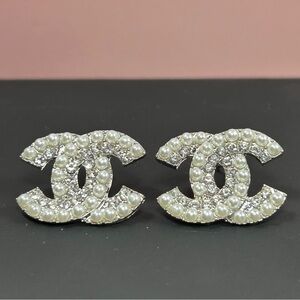 Silver and White Pearl Earrings